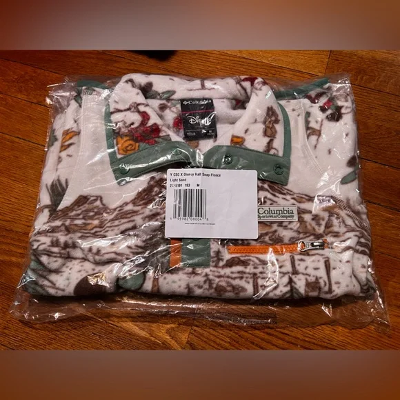 Kid’s Columbia Disney Mickey’s Outdoor Collection half snap Fleece pullover - Picture 2 of 6